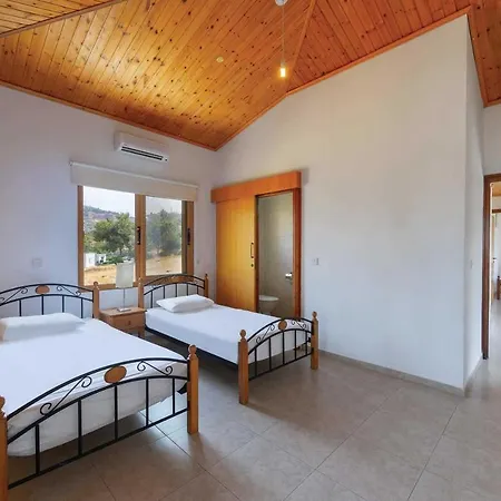 Villa Androulla *